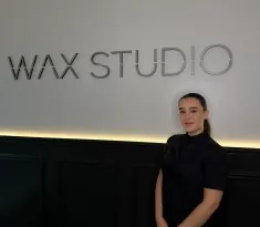 Waxologist, Facialist, voksbehandler, waxer, waxing